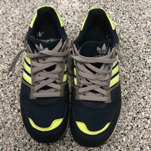 Adidas Zx2 Mens Athletic Shoe 